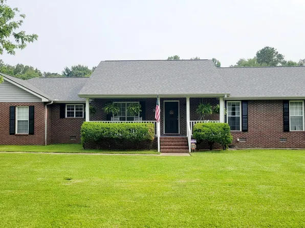 384 Longleaf Dr, Macon, GA 31220