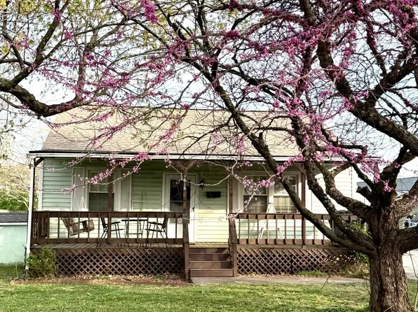 1616 Madison Ave, Maryville, TN 37804