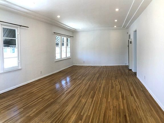 5th image of 1946 S Bronson Ave #1946.5