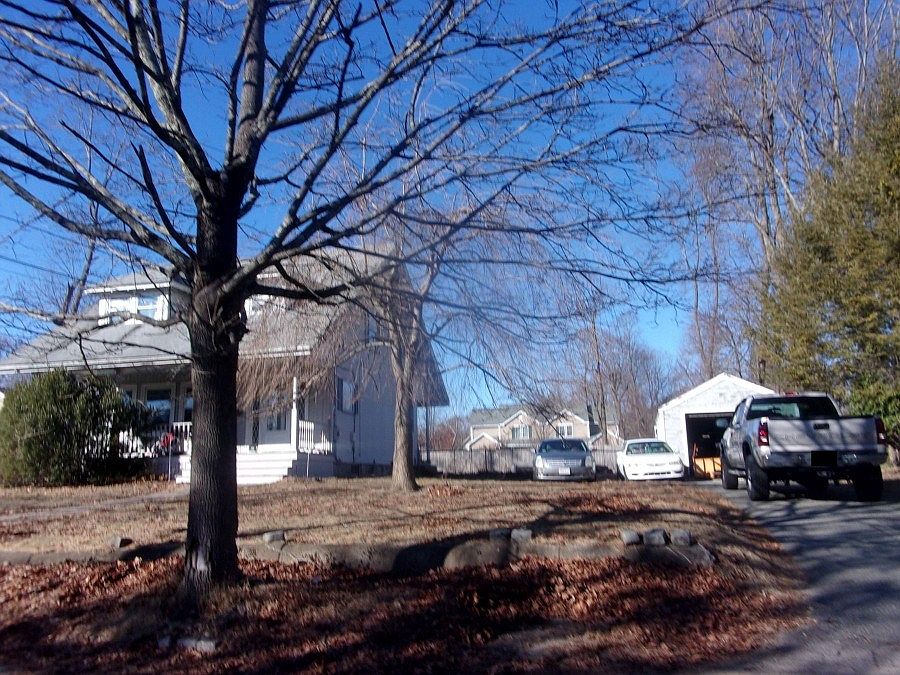 33 Woodland Ave, Brockton, MA 02301 Zillow