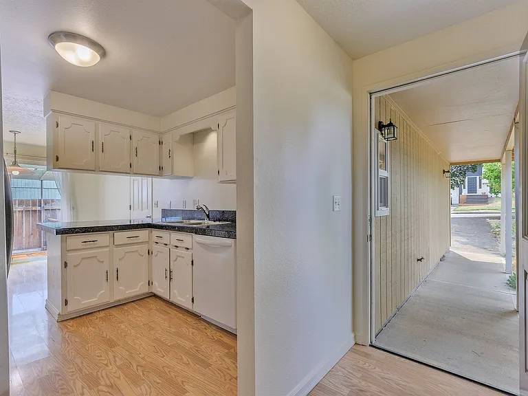 529 Ballad Way — Photo 4