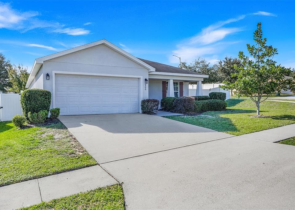 1st image of 900 KINGFISHER DRIVE