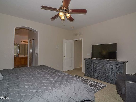 4th image of 9249 W Clara Ln