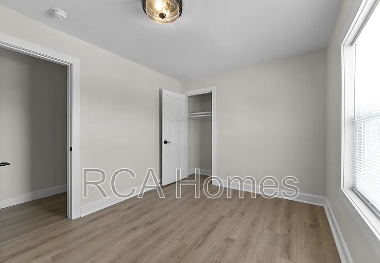 2903 E Michigan St — Photo 14