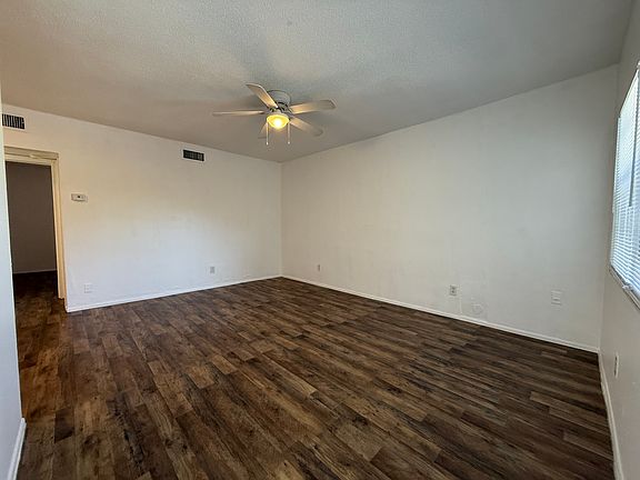 3rd image of 925 NW 30th Ct APT 3