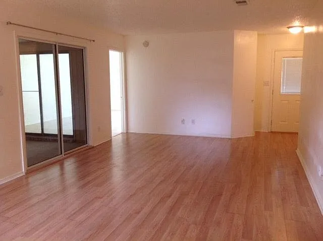 4017 Baywoods Dr — Photo 3