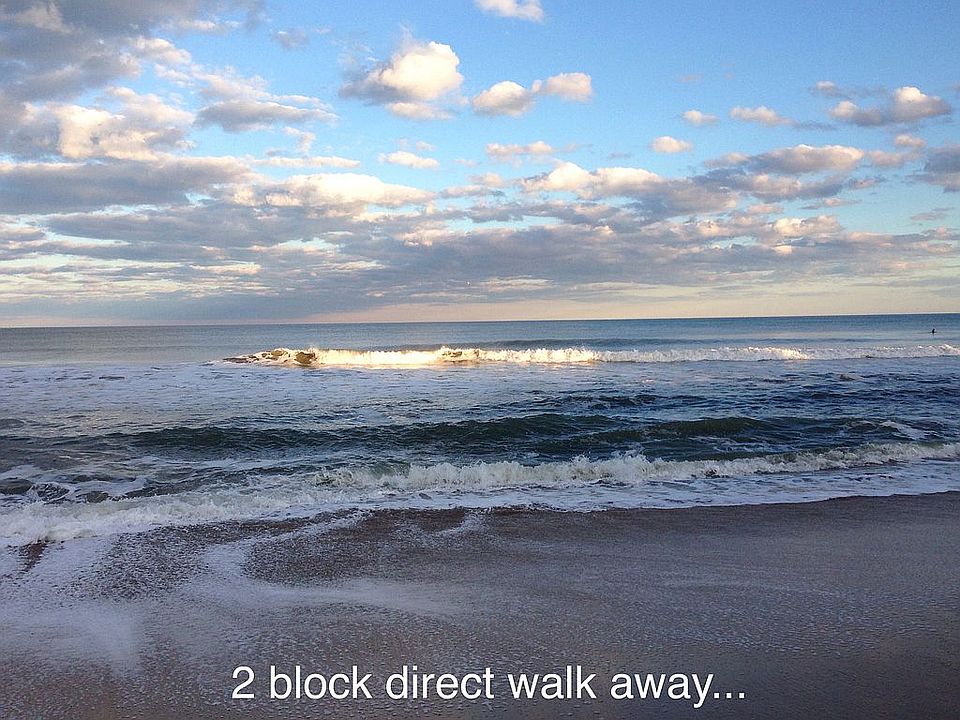 2nd image of 700 Surfside Ave