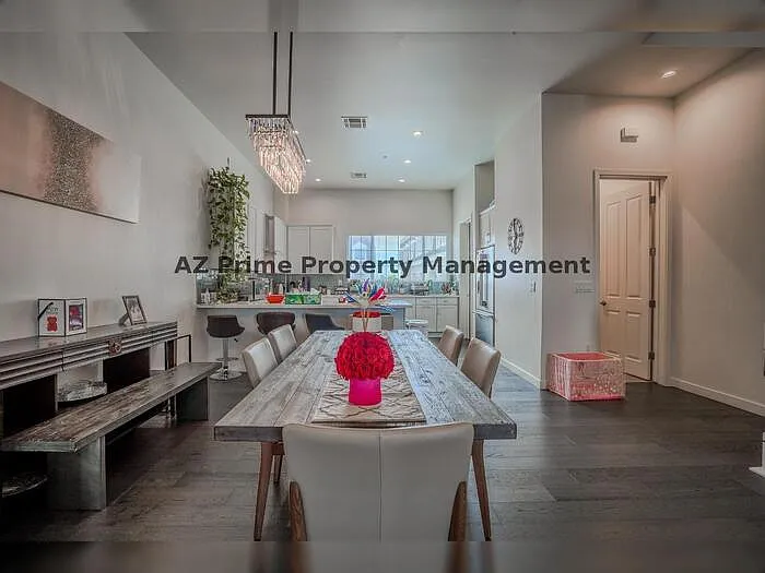 4438 N 27th St #4 — Photo 11