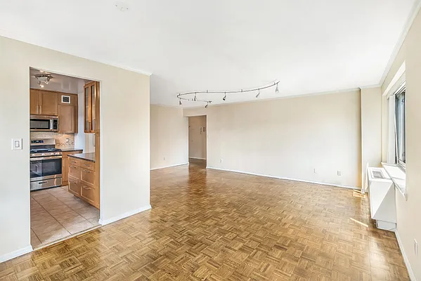 Rented by Compass | media 23