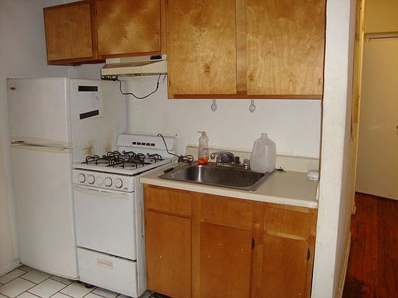 4th image of 246 Bradhurst Ave APT 7