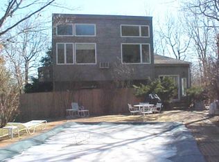 3 Woodhollow Dr, East Hampton, NY 11937
