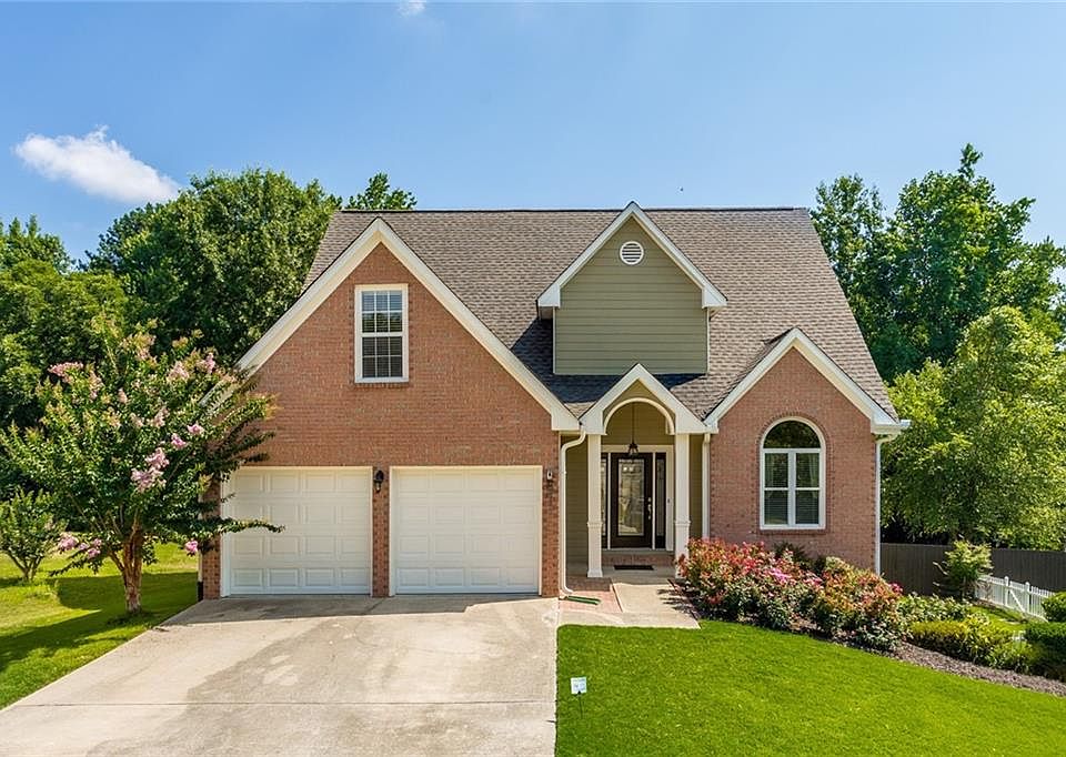 1st image of 1020 Leighs Brook Way