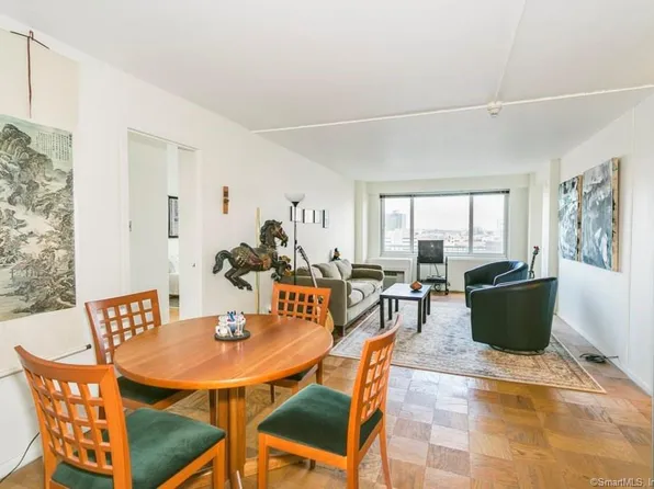 100 York Street #12E, New Haven, CT 06511