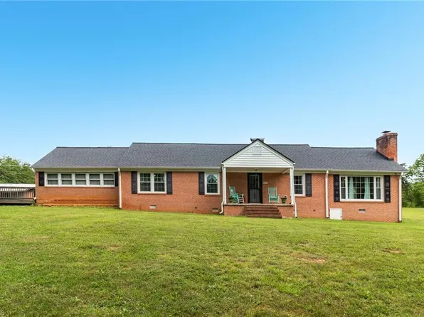 4599 Price Rd, Stoneville, NC 27048