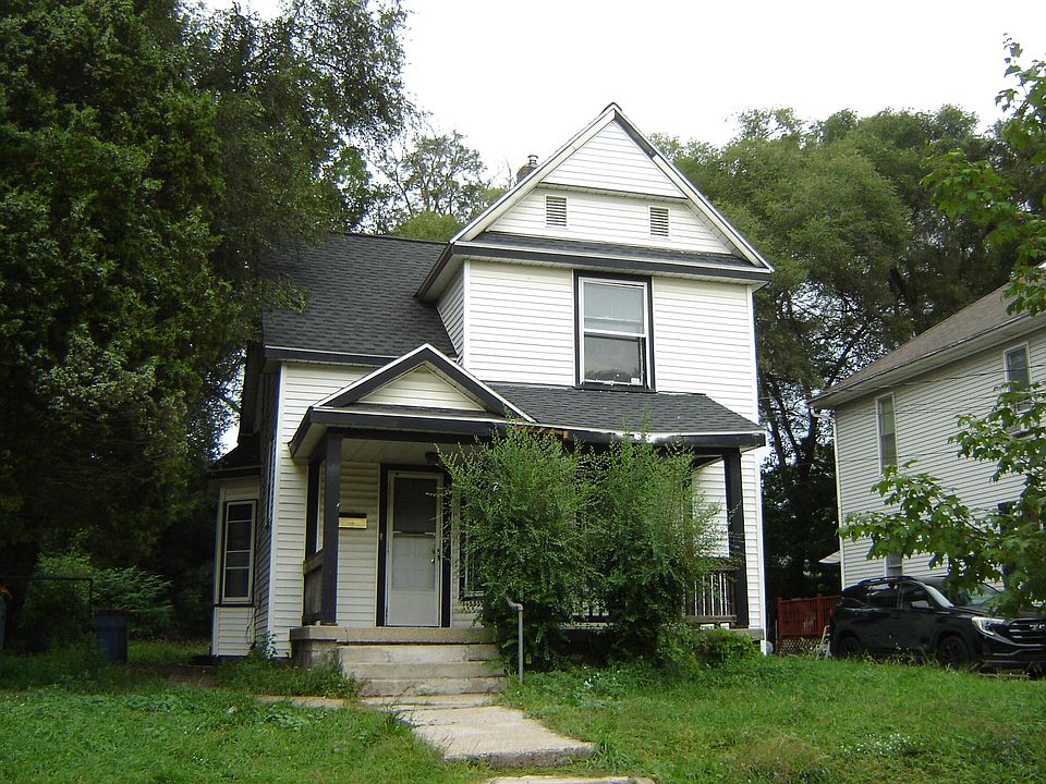 1st image of 521-523 Highland St SE