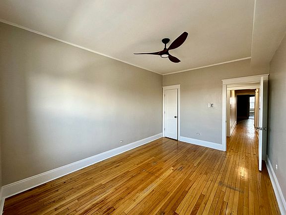 4th image of 909 N Damen Ave APT 4