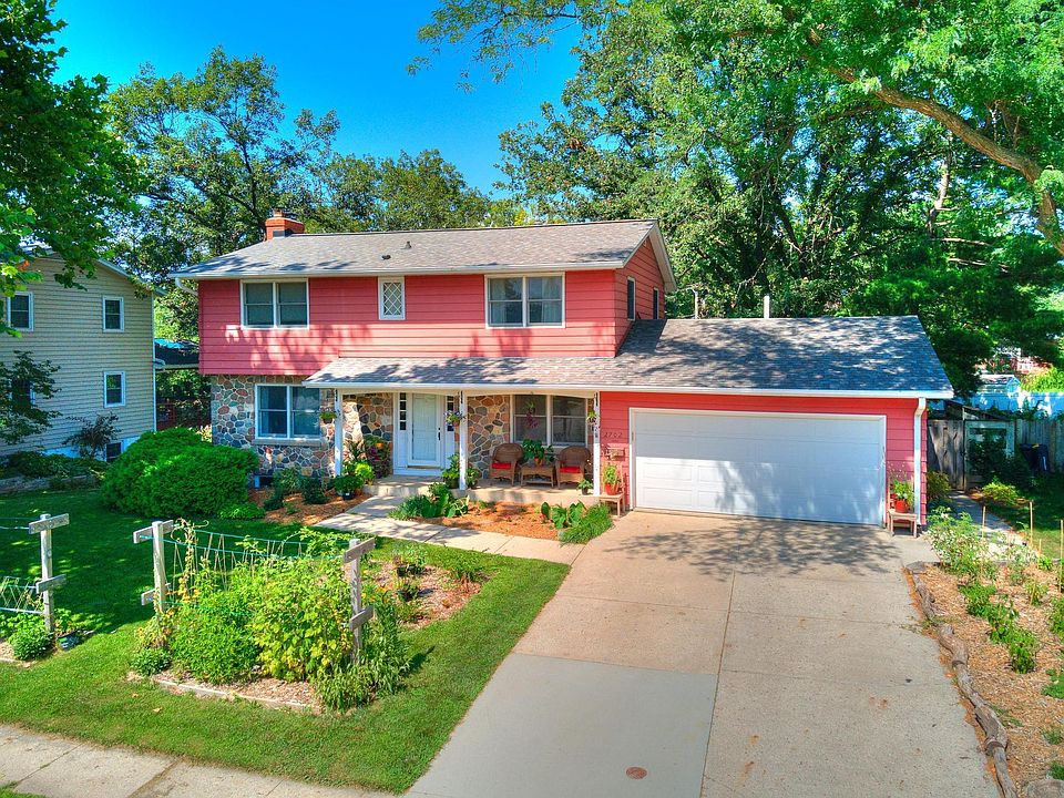 1st image of 2702 Northwood Dr
