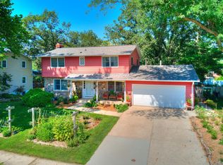 2702 Northwood Dr, Ames, IA 50010