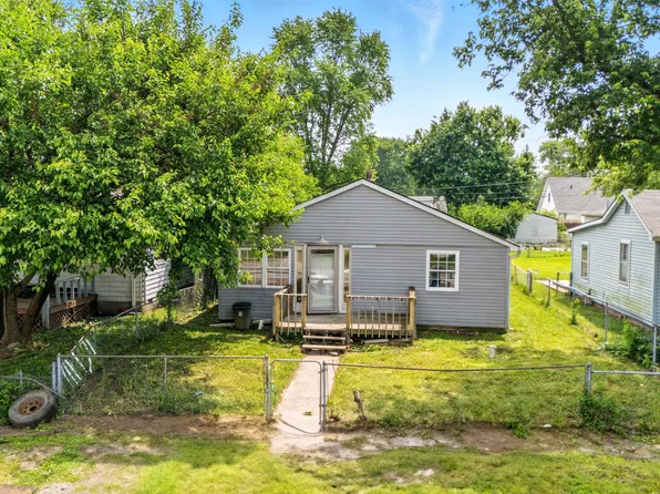 3251 Mars Hill St, Indianapolis, IN 46221