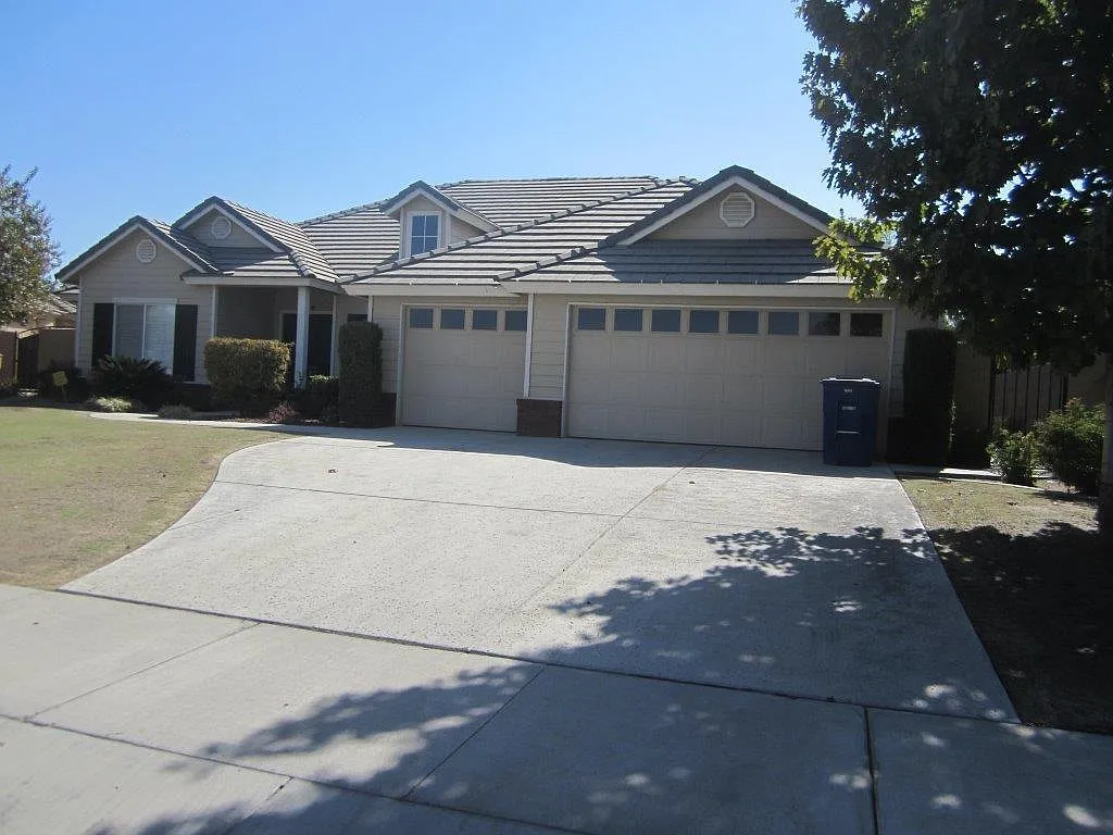 10809 Stratton Ct photo 1