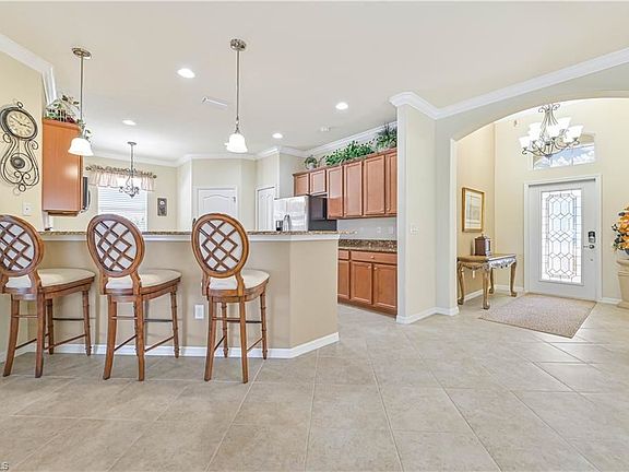 5th image of 11431 Icarus Cir