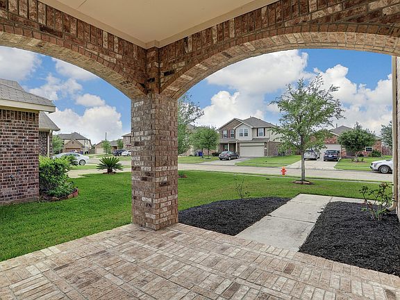 3rd image of 3314 Fawnwood Dr