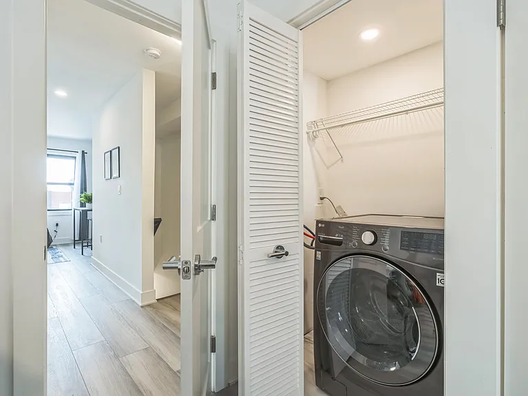 1802 Benning Rd NE — Photo 13