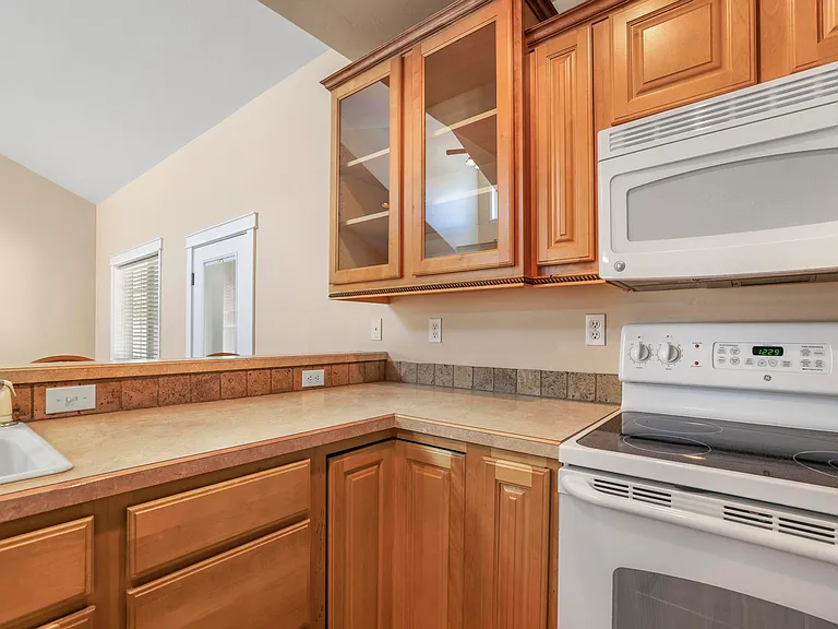 1107 Bailey Ave — Photo 11