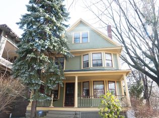 2301 Grandview Ave, Cleveland Hts, OH 44106