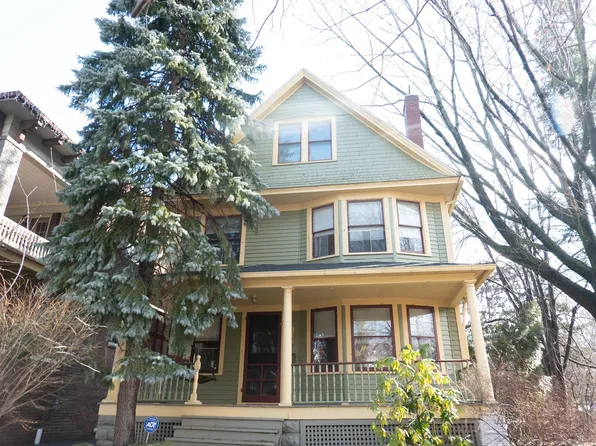 2301 Grandview Ave, Cleveland Hts, OH 44106