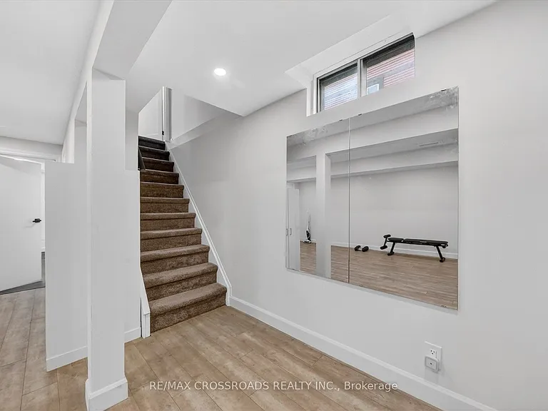 357 Pompano Ct — Photo 22