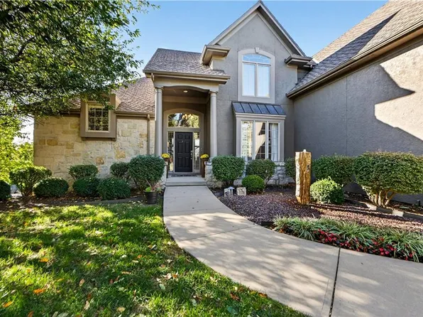 13816 Horton Dr, Overland Park, KS 66223