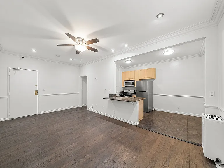 6128 Wilshire Blvd — Photo 8