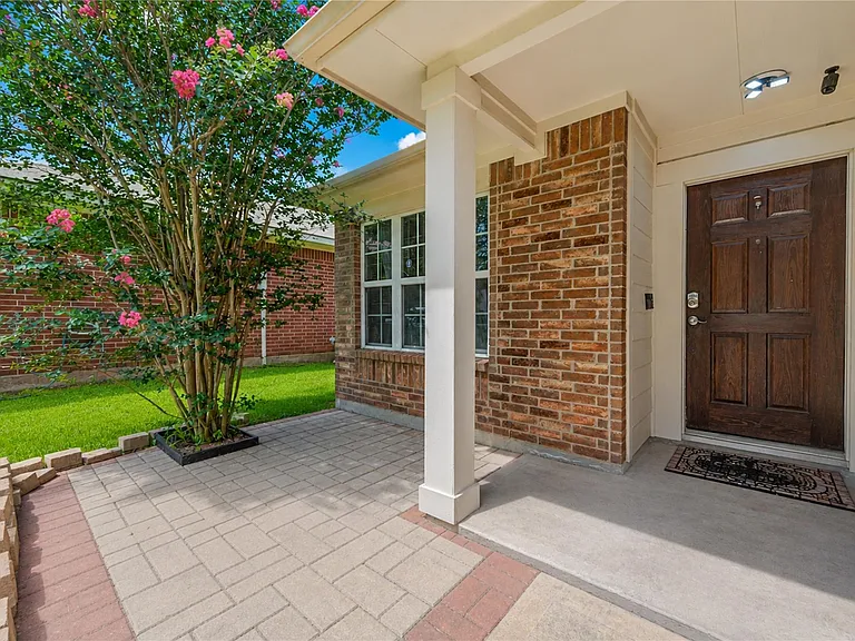 9642 Sugarblossom Ln — Photo 3
