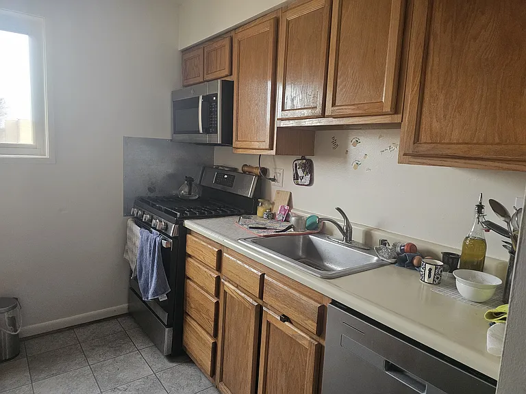 11503 Amherst Ave #103 — Photo 12