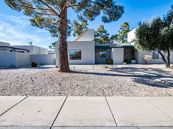 2nd image of 2112 Golf #25 Drive