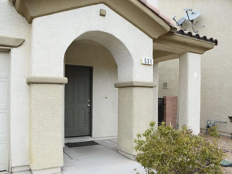 531 Cabis Bay St — Photo 4