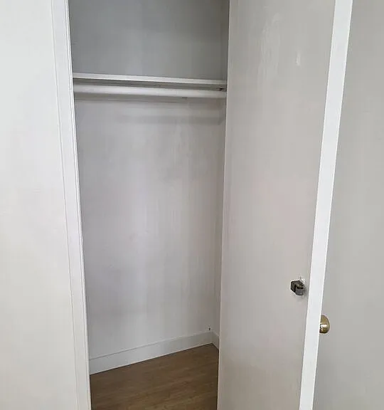 428 S Wilton Pl #3 — Photo 10