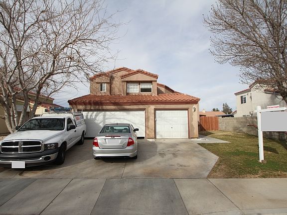 2nd image of 2325 Mulberry Avenue