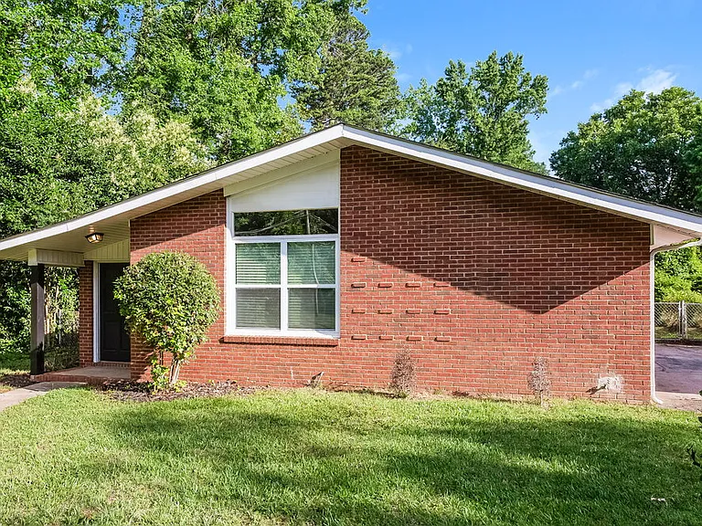 5401 Venado St — Photo 3