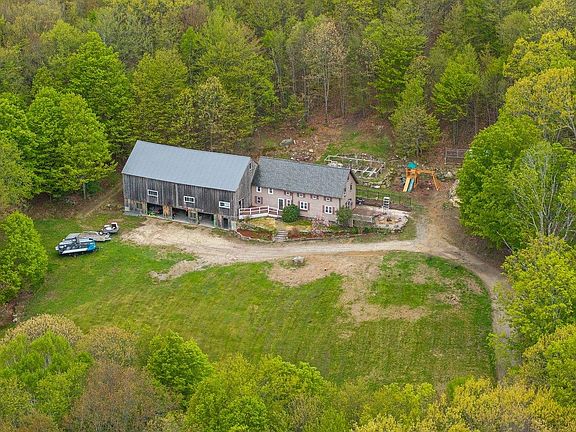 2nd image of 236 Tolend Road