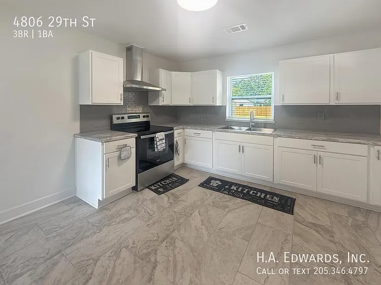 4806 29th St — Photo 8