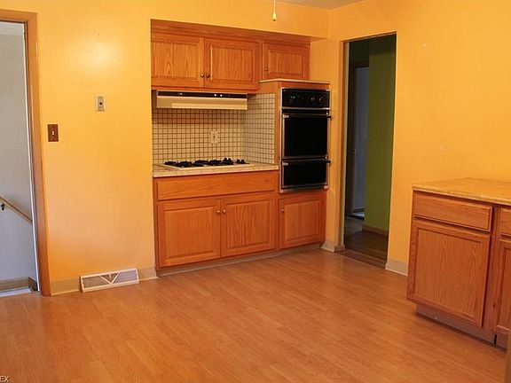 5th image of 5288 E 104th St
