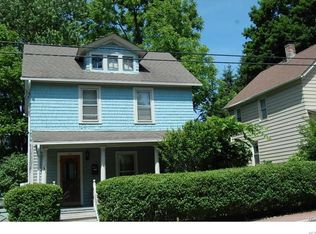 22 Van Buren St, Warwick, NY 10990