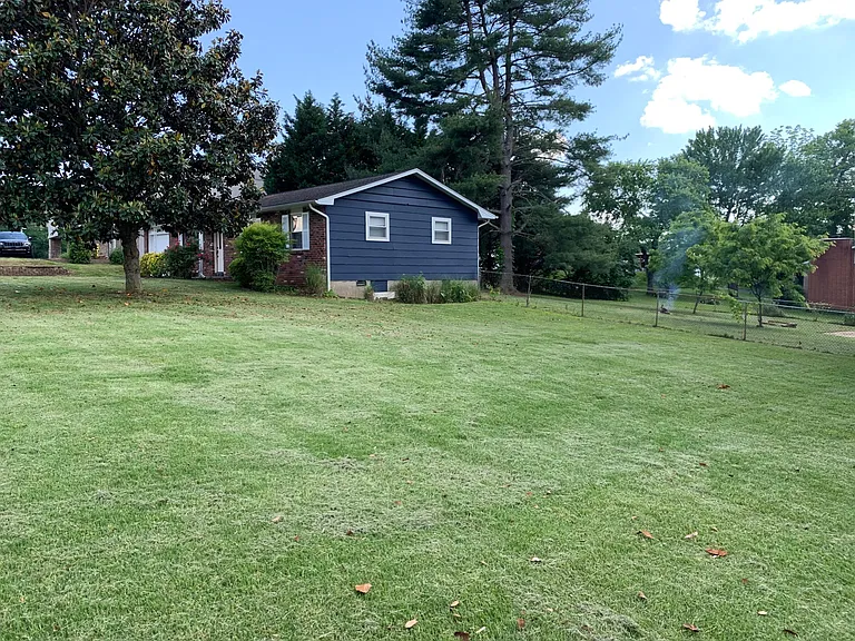 109 Ida Hertzler Ln — Photo 13