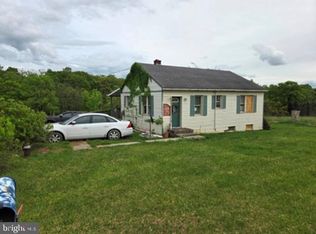 28 Frost Dr, Romney, WV 26757