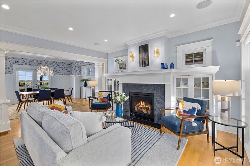 4th image of 426 Smith Street