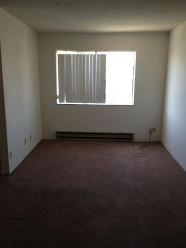 2nd image of 420 Cedar Ave APT 10
