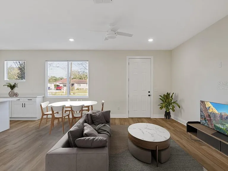 4206 N Manhattan Ave #2 — Photo 5