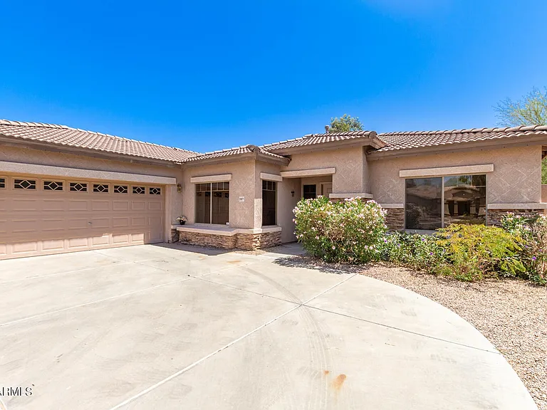 20877 E Saddle Way — Photo 3